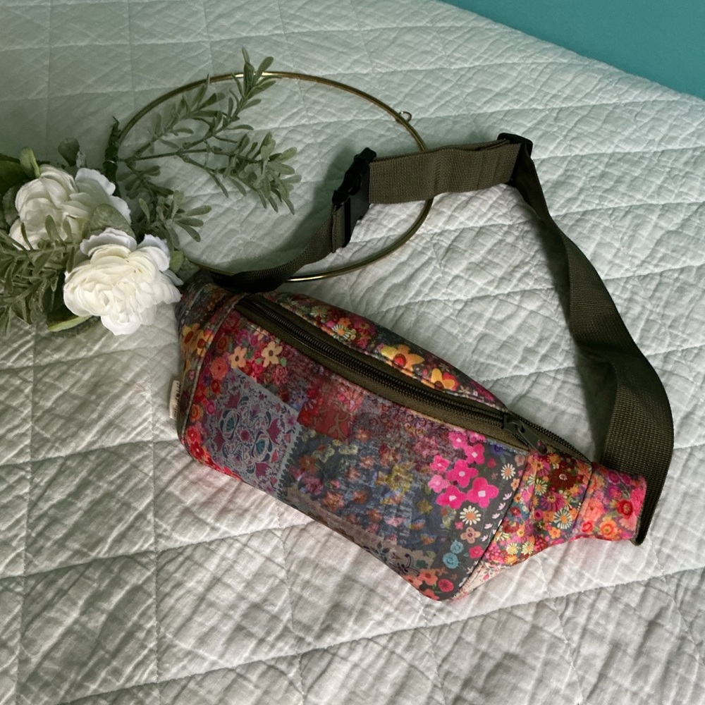 NATURAL LIFE Multicolor Floral Patchwork Waist Bag